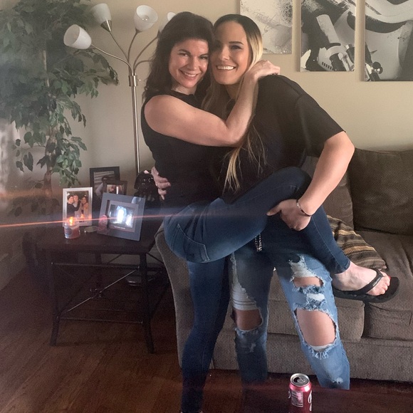 🐾🖤 Meet Your Seller 🖤🐾 - Picture 13 of 16